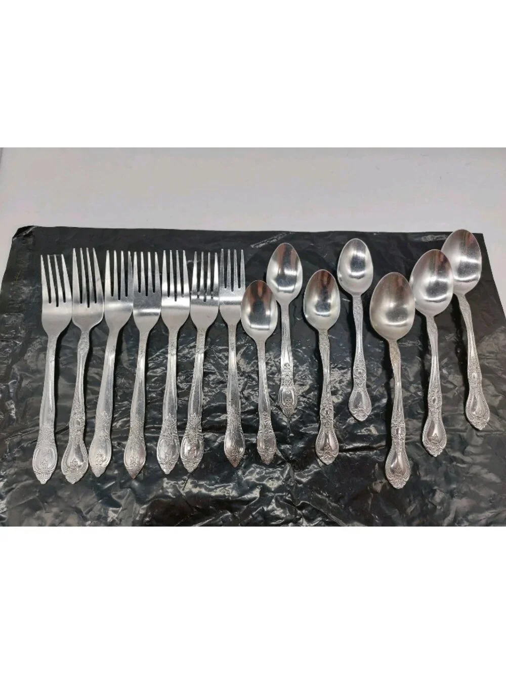 Rogers Co Stainless Stanley Roberts Flatware Precious Rose Set 7 Forks 7 Spoons